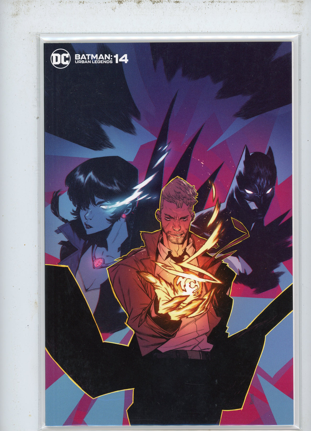 BATMAN URBAN LEGENDS #14 NM FANTASTIC COLOR SCHEME VISUALLY ARRESTING COV