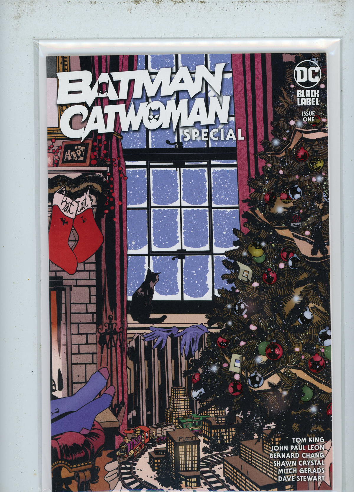 BATMAN CATWOMAN SPECIAL #1 NM CHRISTMAS THEME WONDROUS GLOSSY SHEEN