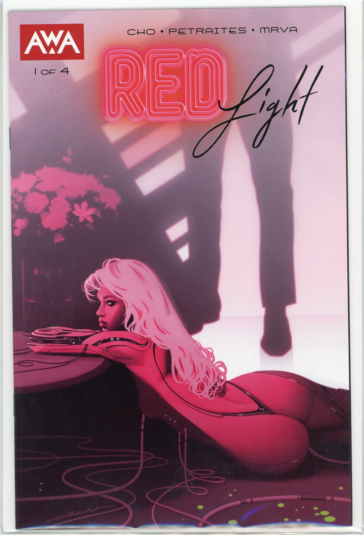 RED LIGHT #1 OF 4 NM CHO WORK SEXY COVER STUNNING GLOSSY SHEEN