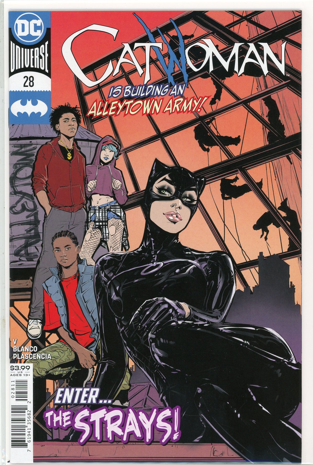CATWOMAN #28 NM DC UNIVERSE SLINKY SEXY COVER OUTSTANDING GLOSS